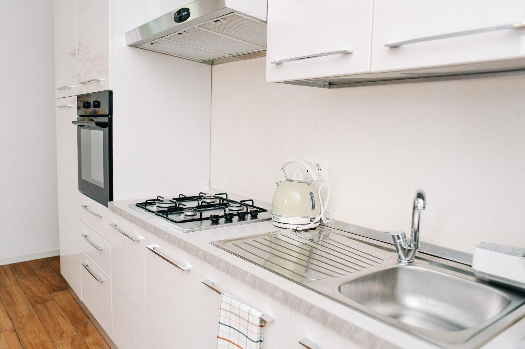 Lora Diamond Suite ,Free Parking, Self Check In,3 Como Luaran gambar
