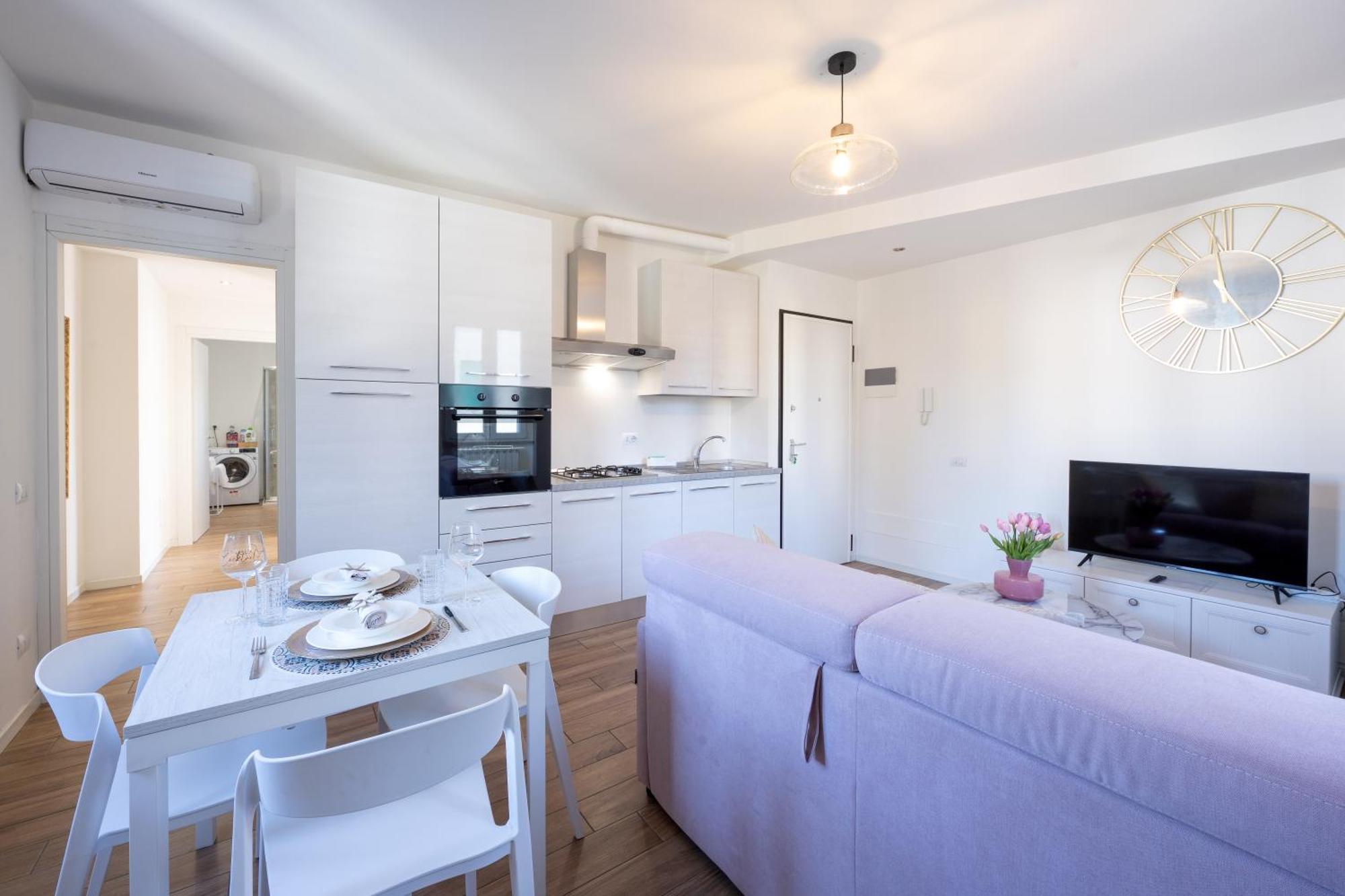 Lora Diamond Suite ,Free Parking, Self Check In,3 Como Luaran gambar